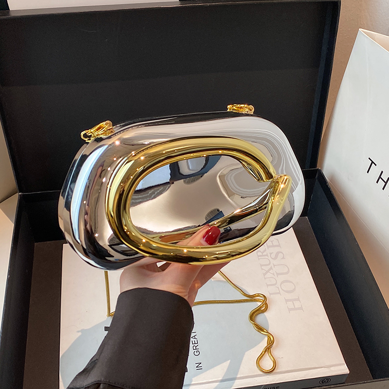 Women Bags 2026 Trends - Caixa de fechamento de ouro saco