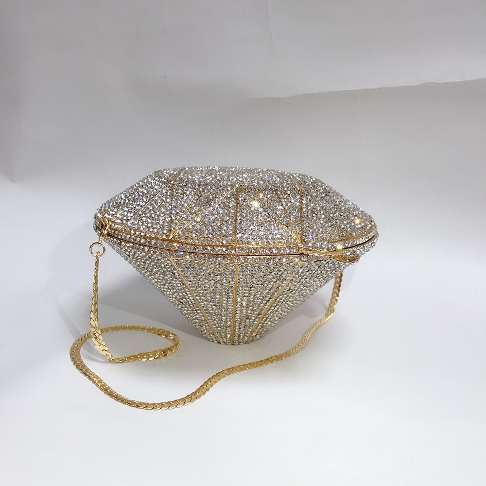 Bolsa de noite em formato de d - Women Bags On Sale avaliação e preço